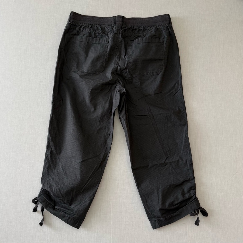 Casual Black Capris with Ties and Drawstring Waist NWT - Picture 8 of 9
